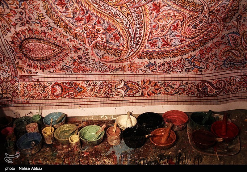 بازار داغ فروش فرش های‌ قاچاق افغانی به نام ایرانی در کشور